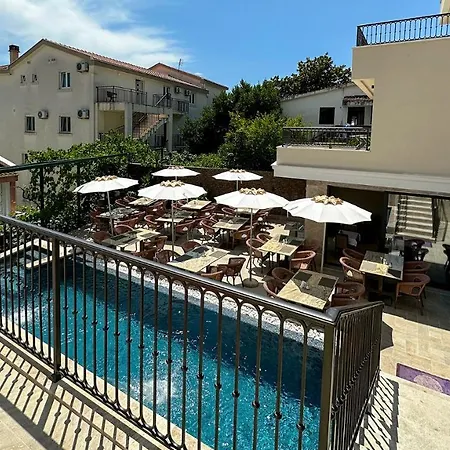 Hotel Pima
