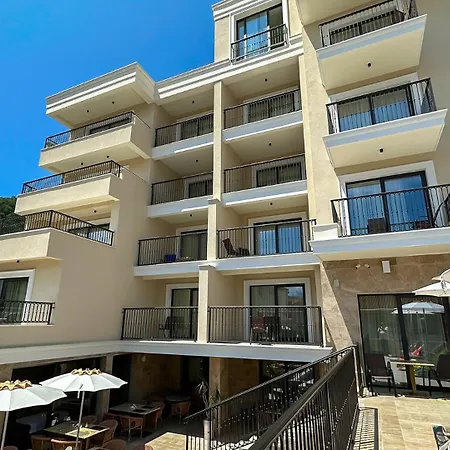 Hotel Pima 4*