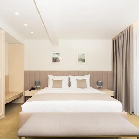 Pima Hotel 4*
